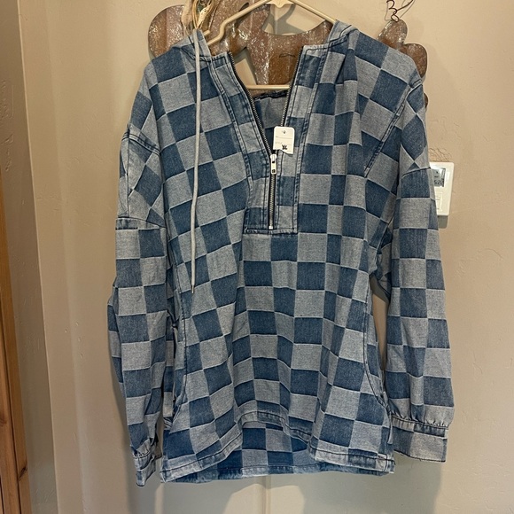 None Tops - Stylish Blue Checkered Women's Hoodie
